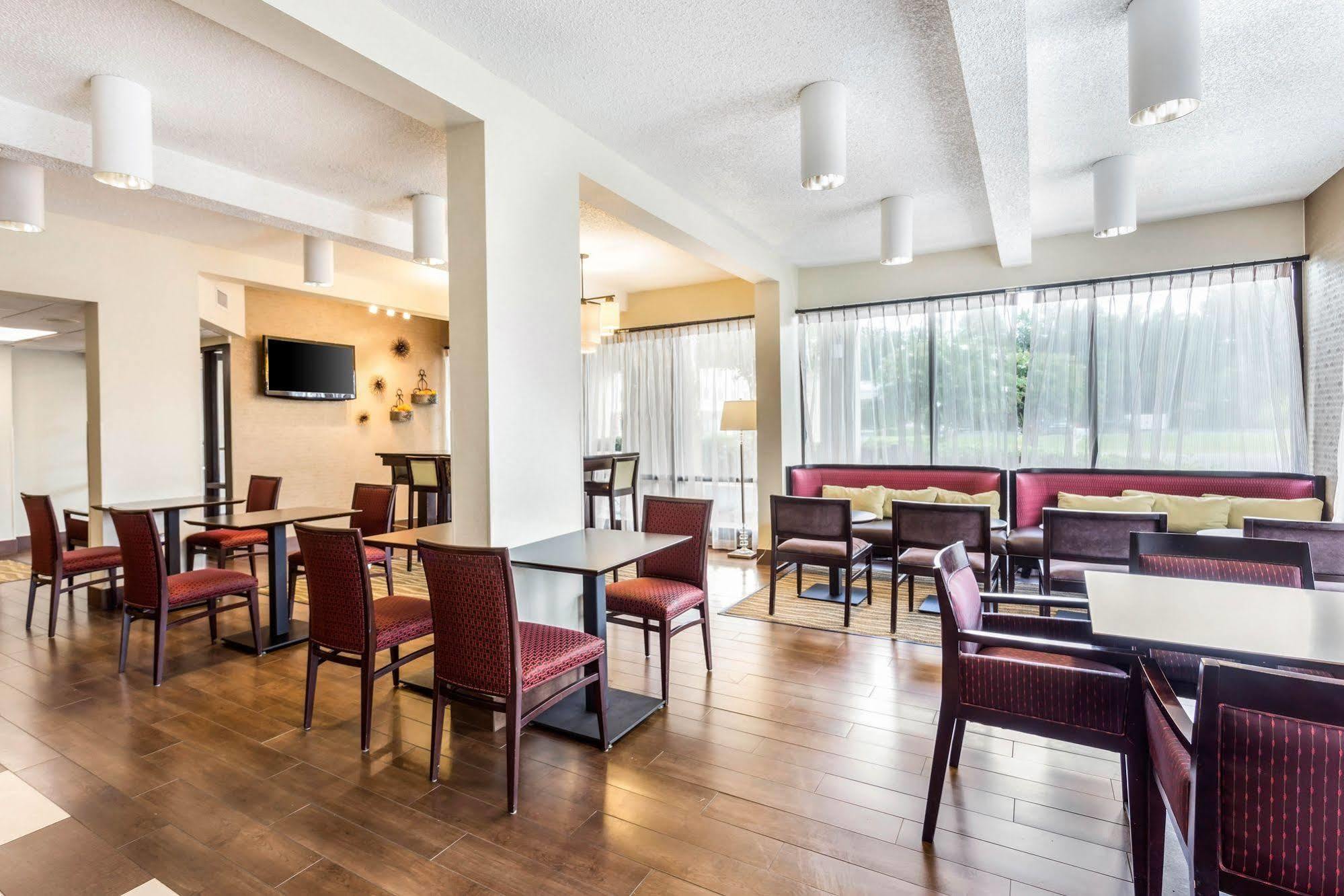 Quality Inn Walterboro Exterior foto